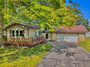 224 Welch Rd, Houghton Lake, MI 48629