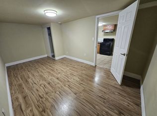 2633 Bartlett St, Oakland, CA 94602