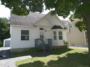 516 N Gainsborough Ave, Royal Oak, MI 48067