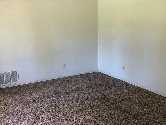 5th image of 204 Mount Vernon Dr