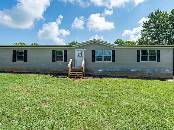 2nd image of 447 Sand Valley Rd