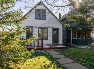 810 E 7th St, Duluth, MN 55805