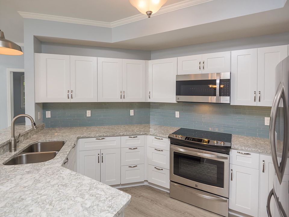 1st image of 4204 Serena Cir