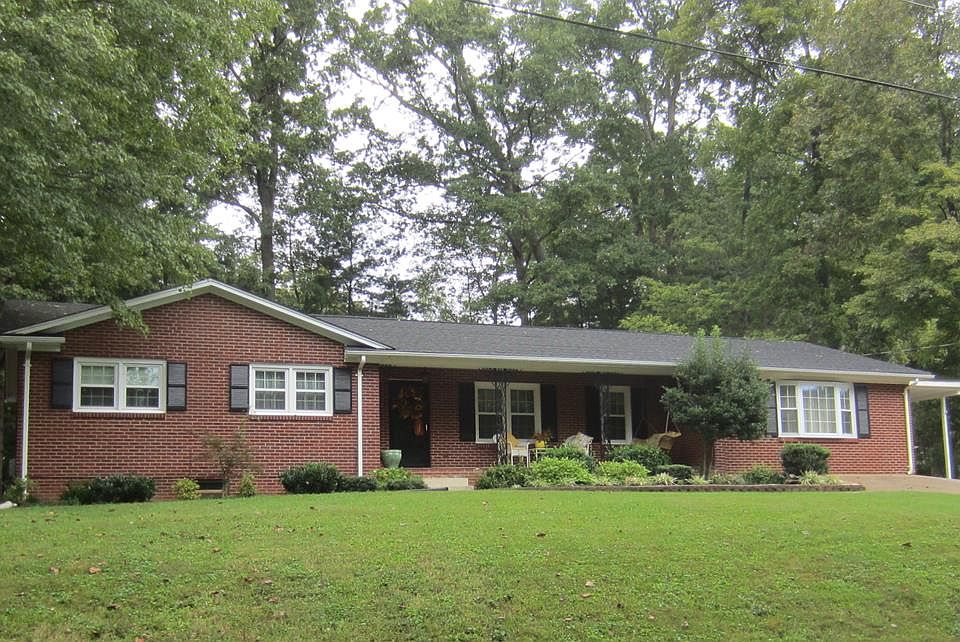 1st image of 618 York Pl
