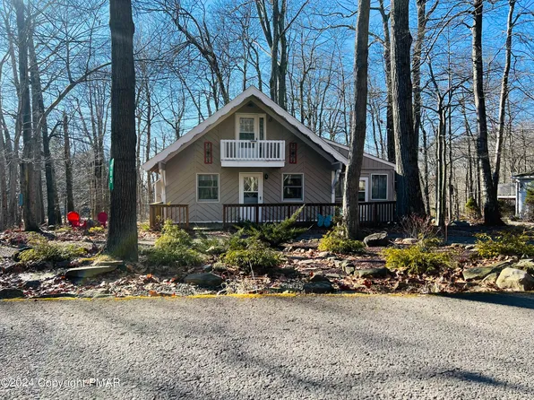 105 Arbutus Dr, Tobyhanna, PA 18466
