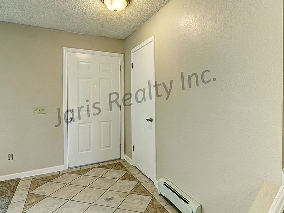 2nd image of 251 Gordon Ct