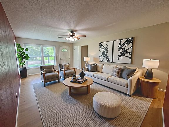 3rd image of 629 Brook Dr