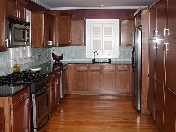 Kitchen (it's no longer red)