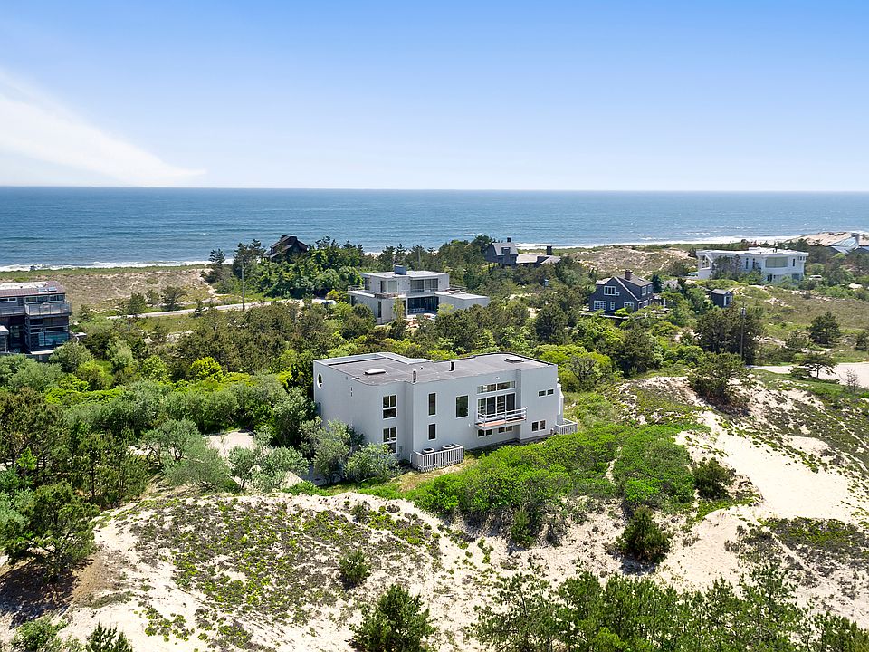 1st image of 20 Whalers Ln