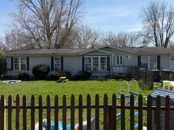 6372 Wright St, Kalamazoo, MI 49048