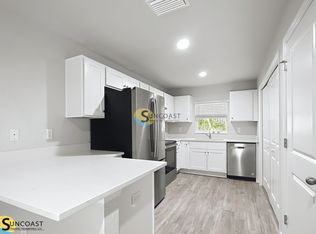 9013 N Travis Dr, Dunnellon, FL 34434