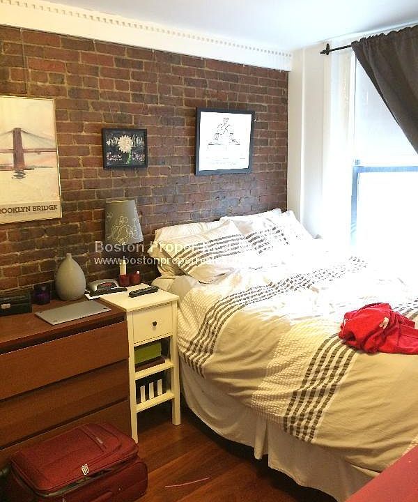 2nd image of 497 Beacon St #19