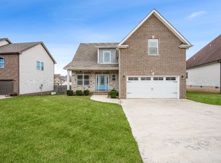 1025 Shirley Dr, Clarksville, TN 37042
