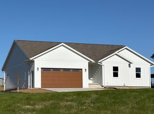 553 Massman Dr, Decorah, IA 52101