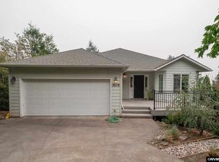 3278 Holiday Dr S, Salem, OR 97302