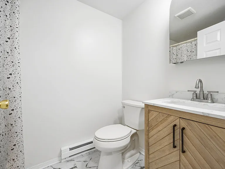 21 N 13th St — Photo 18