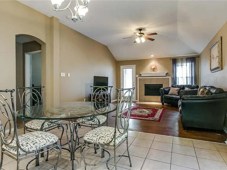 2867 Park Place Dr — Photo 13