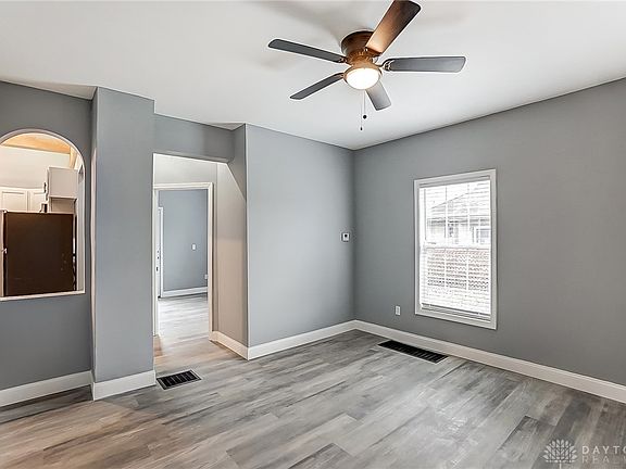 5th image of 1516 Smith Ave