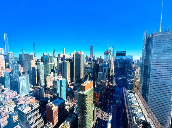 350 West 42nd Street image 31 of 33