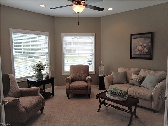5th image of 1129 Cobblestone Dr