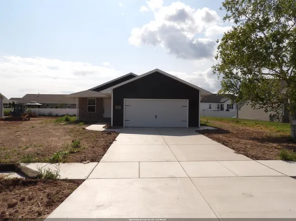 2509 Lawrence Dr, De Pere, WI 54115