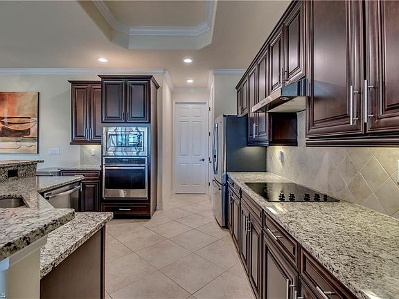 5th image of 28118 Edenderry Ct