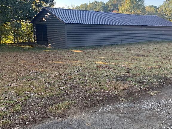4th image of 2221 County Road 32