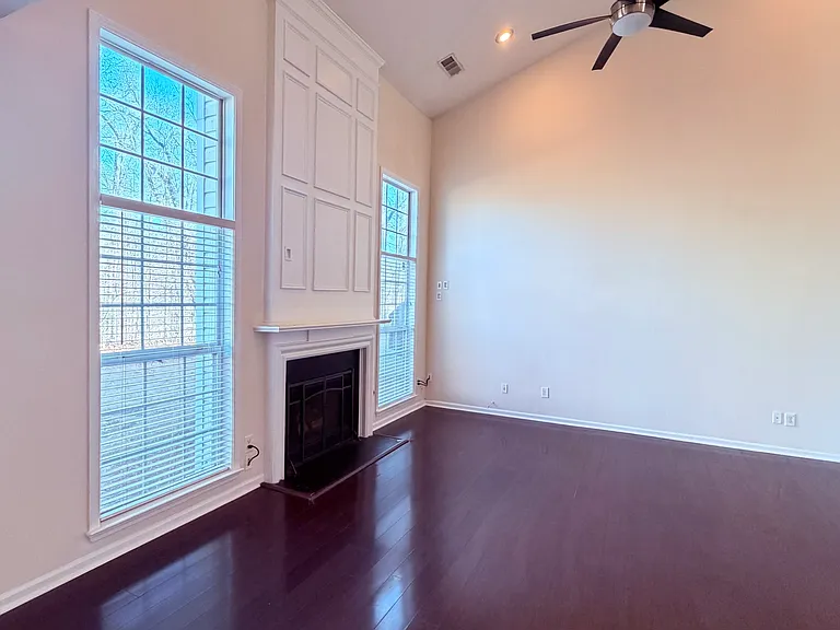 908 Wendlebury Ct — Photo 15