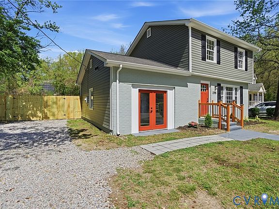 2nd image of 2205 Dublin St
