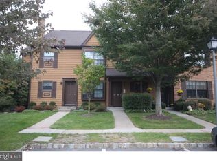 36 Barclay Ct, Lawrence Township, NJ 08648