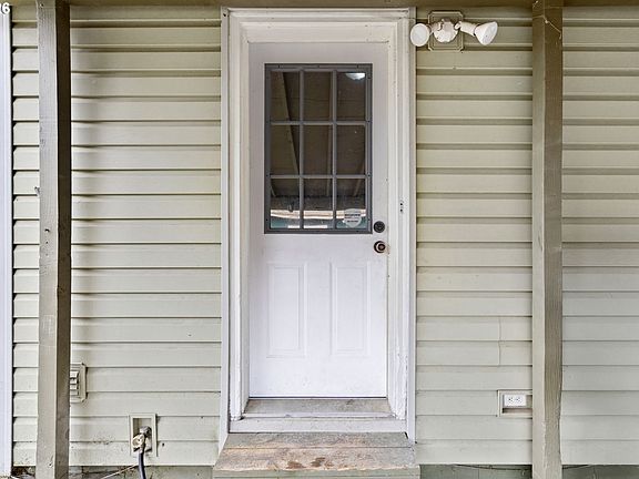 4th image of 6812 NE 149th Ct