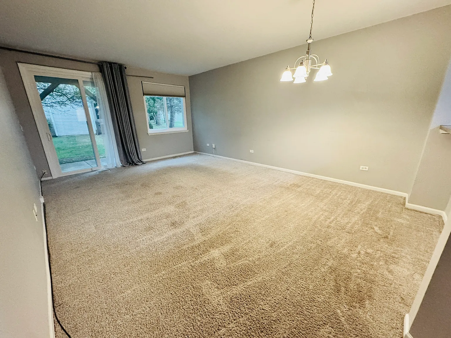 2 bed, 1142 sqft, $2,195 — Photo 4