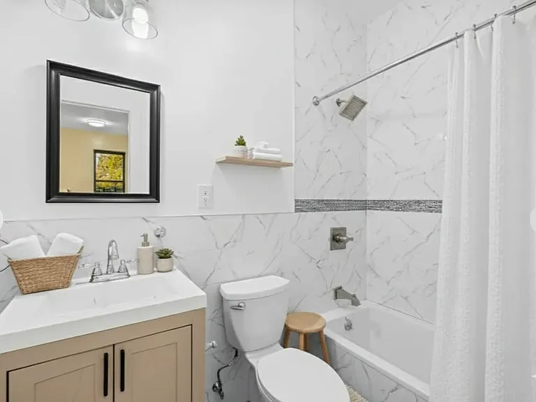3225 Fulton St #3R — Photo 6