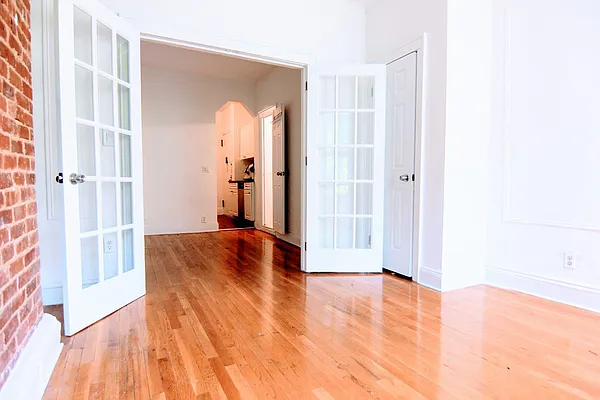 Rented by GPA Realty | media 37