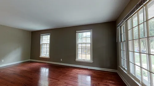 Building Photo - 2810 Arbor Dr #B