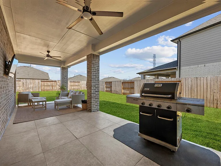 27014 Wandering Glen Ln — Photo 24