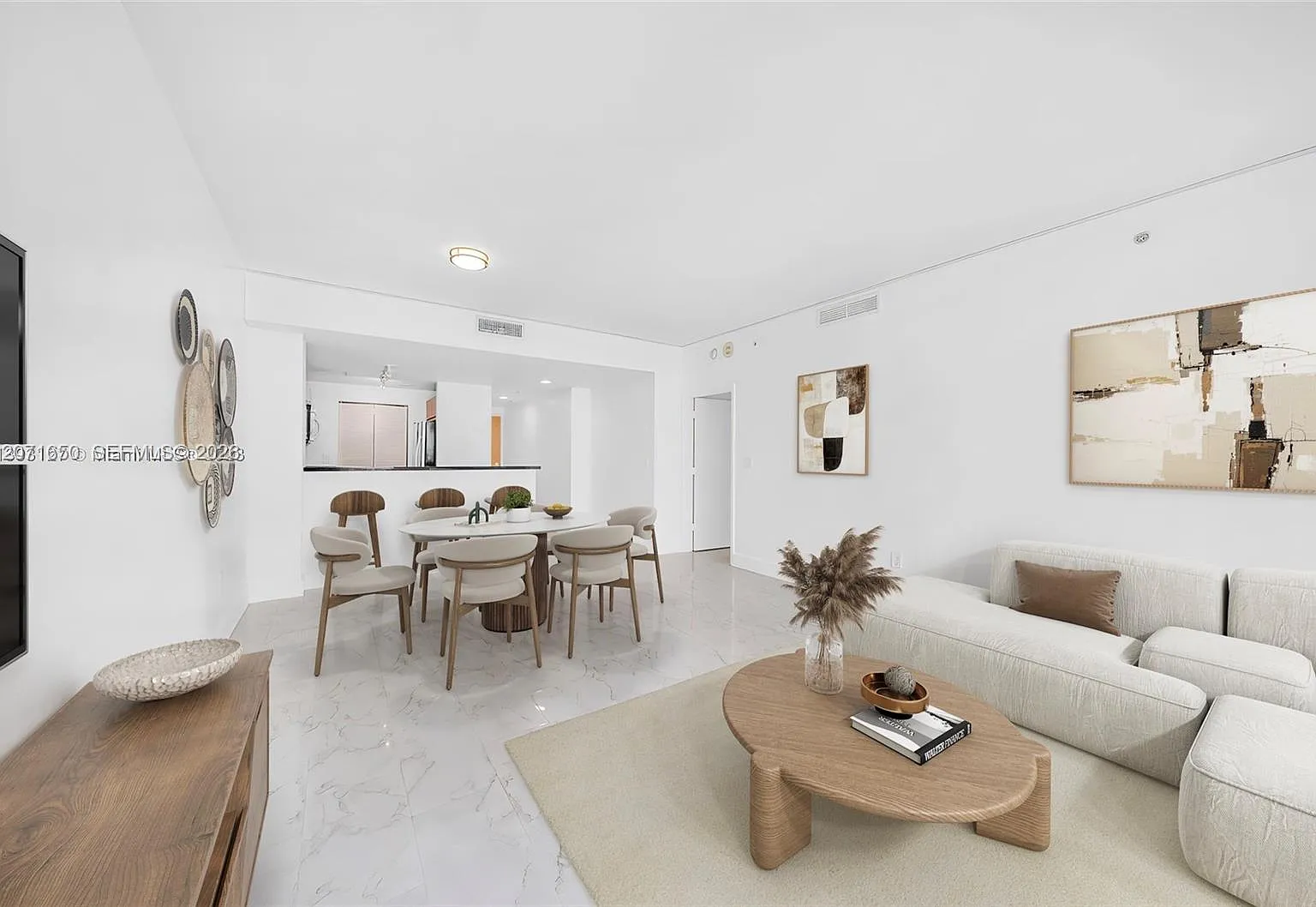 Vizcayne North Condo — Photo 4