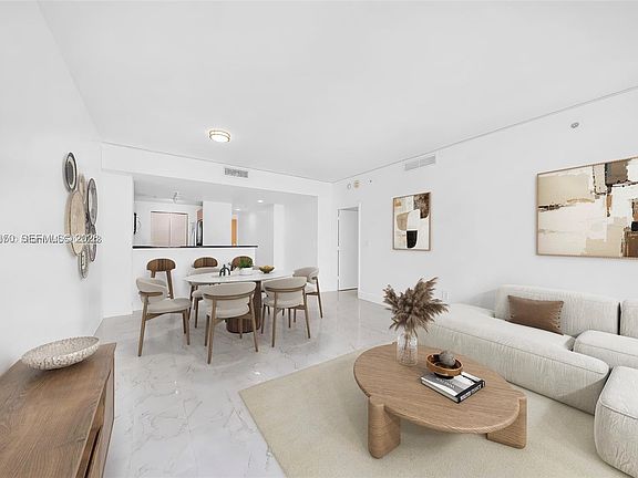 4th image of 244 Biscayne Blvd APT 3704