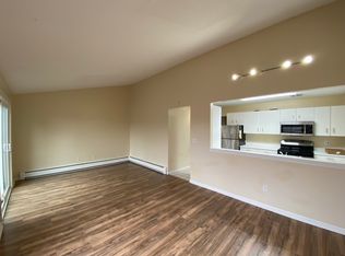 154 Warner St #B, Hamden, CT 06514