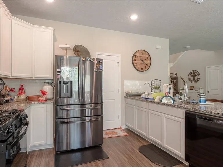 127 Worley Way — Photo 8