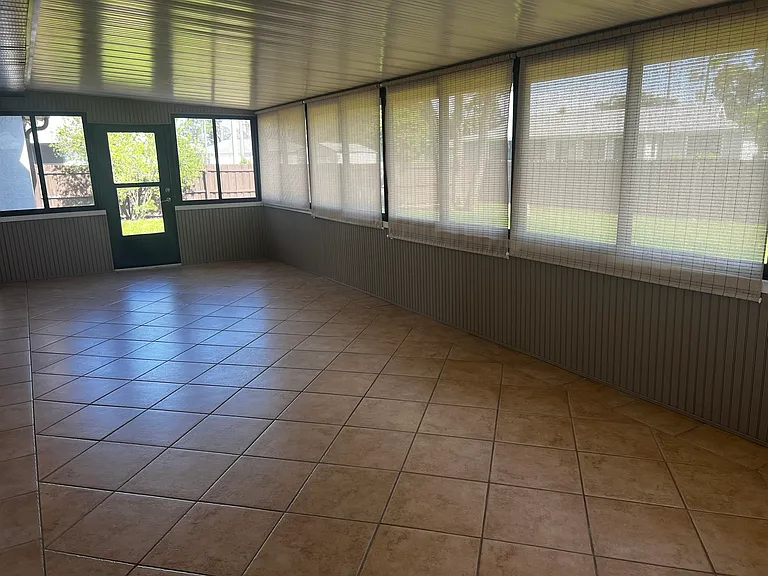 4025 Vermont Ln — Photo 26