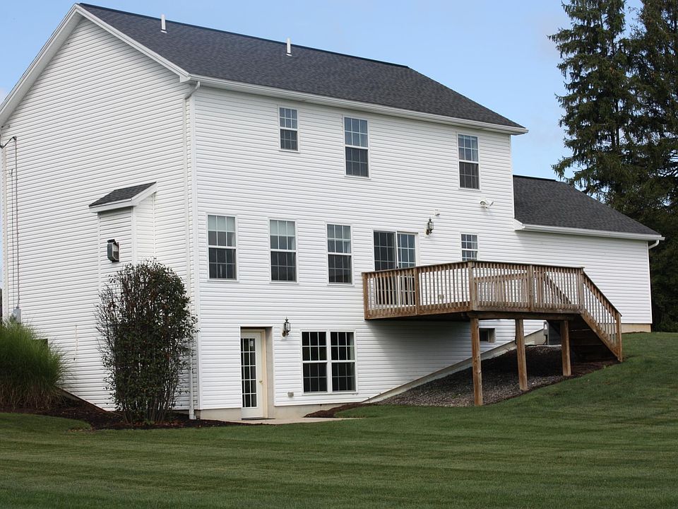 2nd image of 849 N Nixon Rd