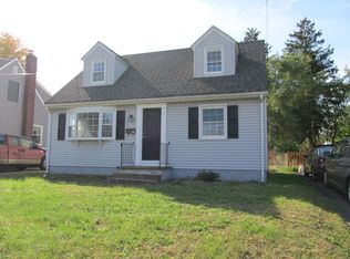 207 Regina Ave, Hamilton, NJ 08619