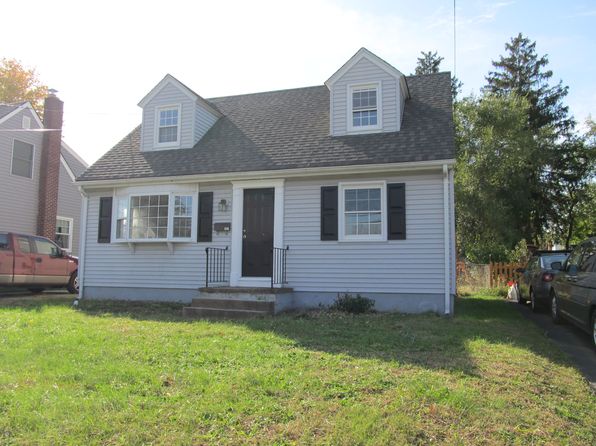 207 Regina Ave