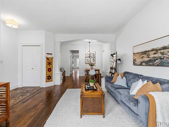 4th image of 2422 S 3rd Ave NW