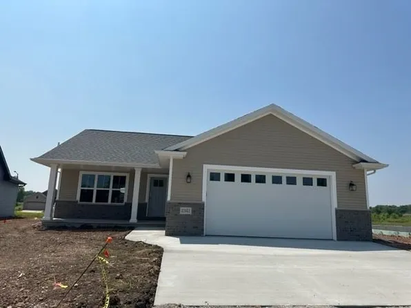 2351 E Honeygold Ct, Appleton, WI 54913