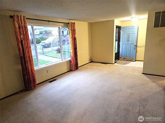 2nd image of 6808 S Montgomery Street