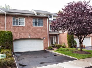 8 McManus Ct, West Orange, NJ 07052