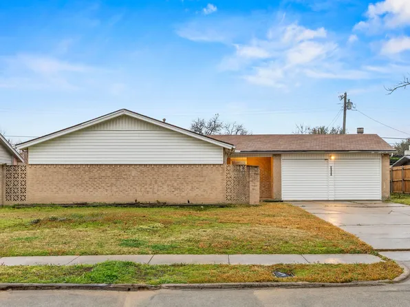 2438 Lasalle Dr, Irving, TX 75062