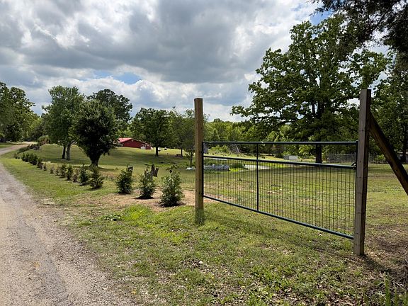 2nd image of 31 Liberty Hill Cir